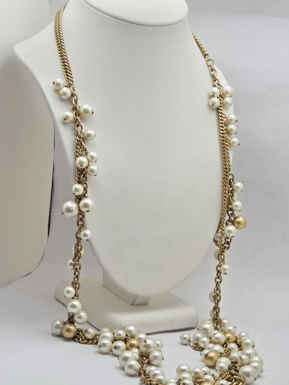 Stella & Dot Faux Pearl Cluster Gold Tone Station Long Layering Necklace 44"
